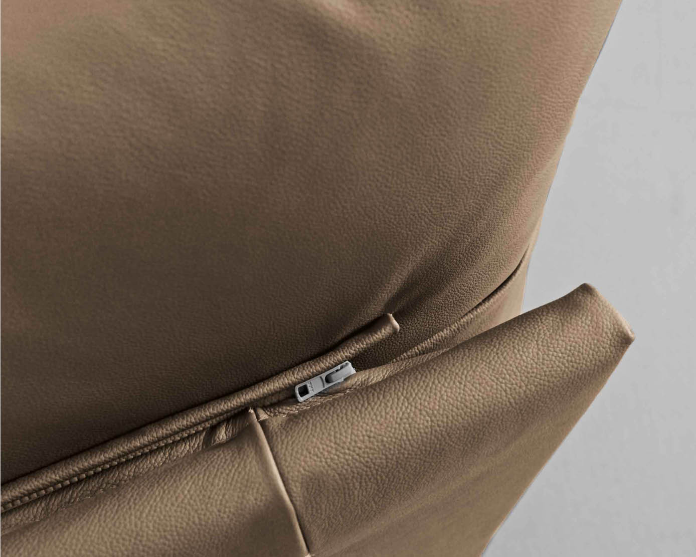 letto-imbottito-tessile-contenitore-gondola-16