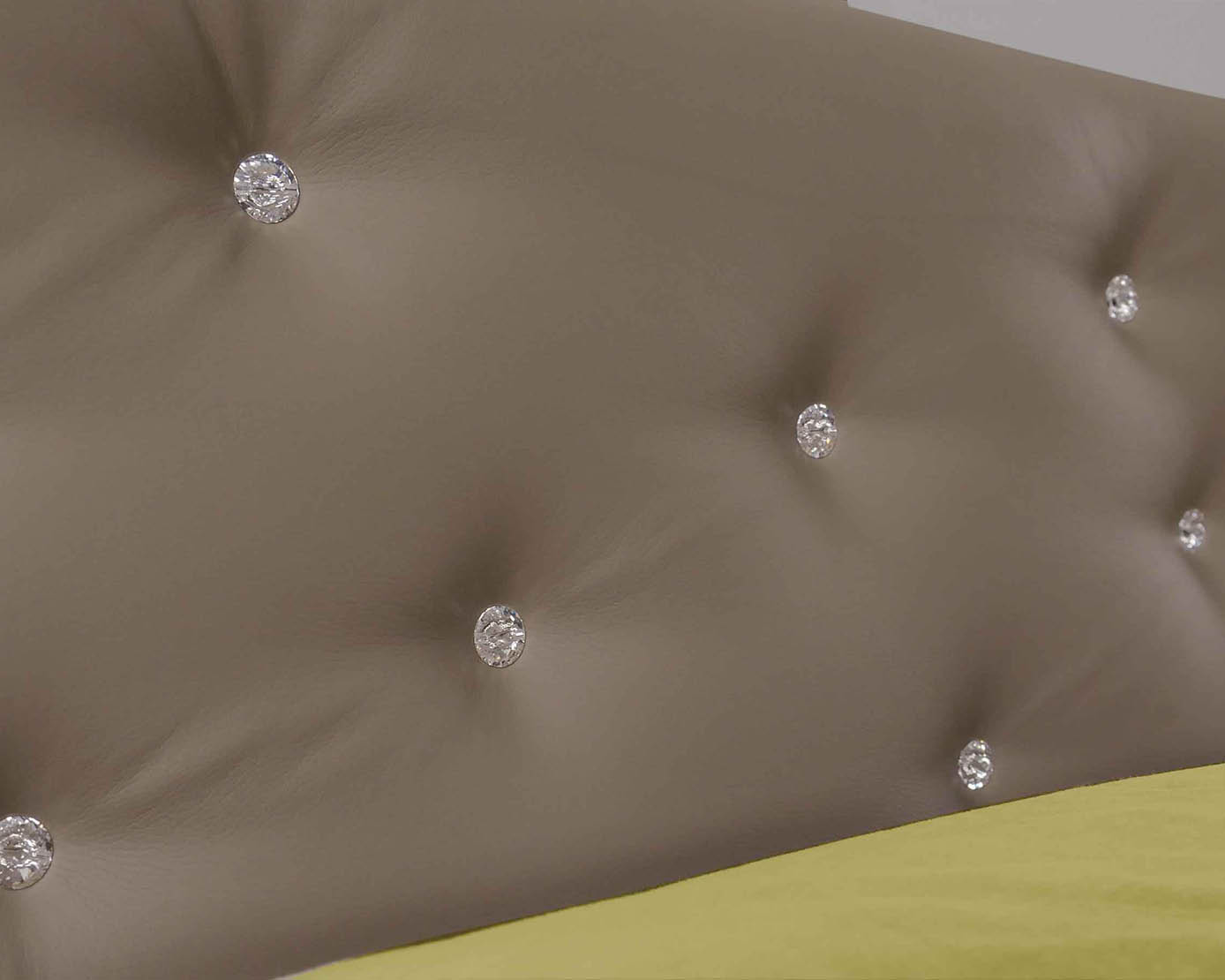 letto-imbottito-tessile-contenitore-magia-4