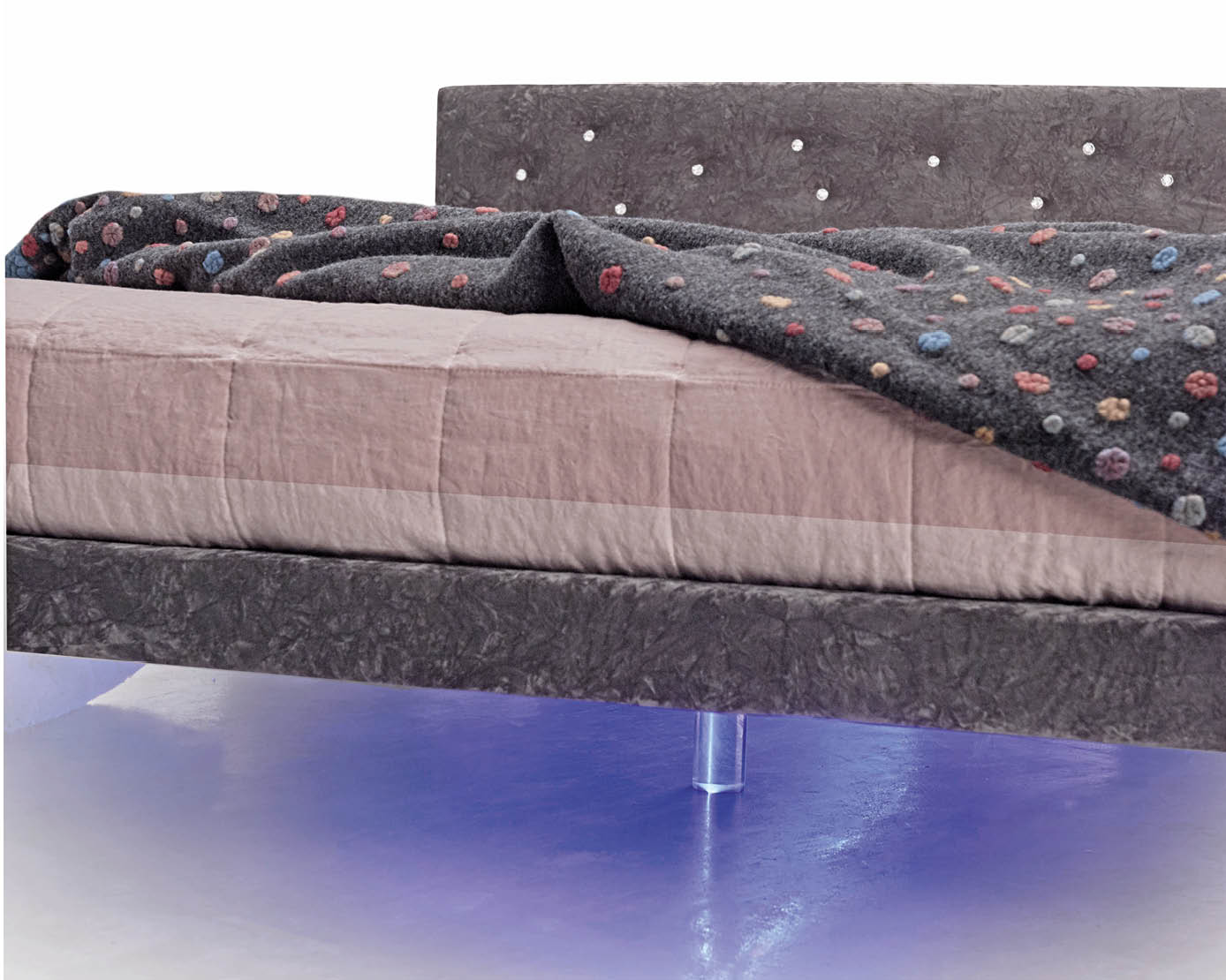 letto-imbottito-tessile-contenitore-magia-9