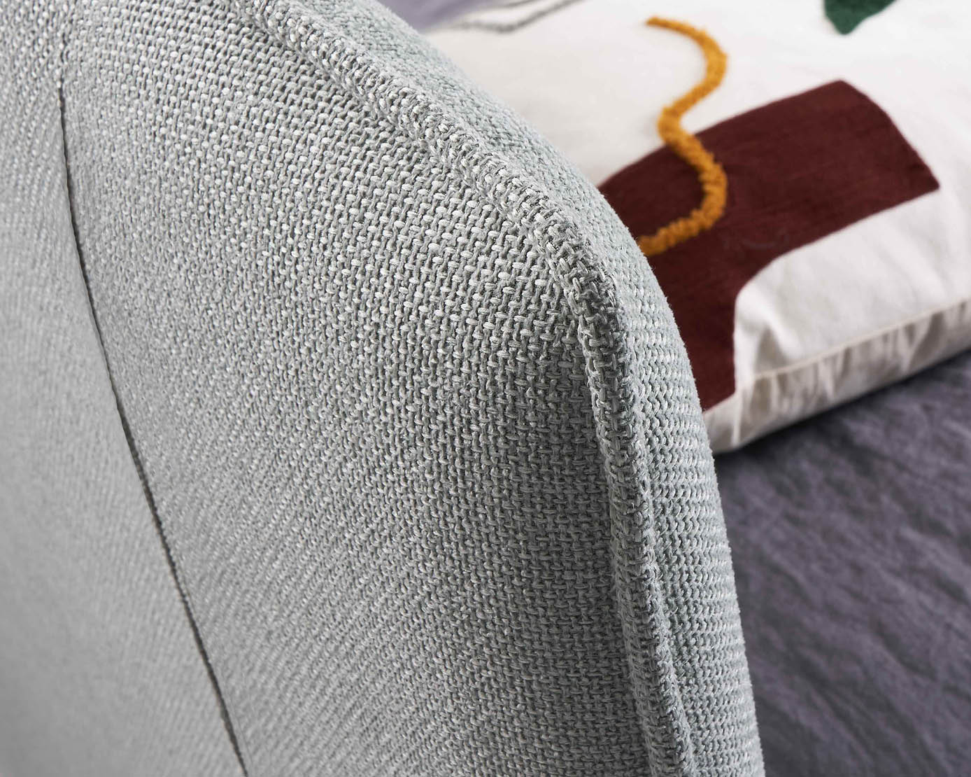 letto-imbottito-tessile-contenitore-antares-11